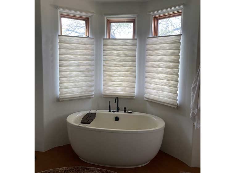Hunter Douglas Dealer Image